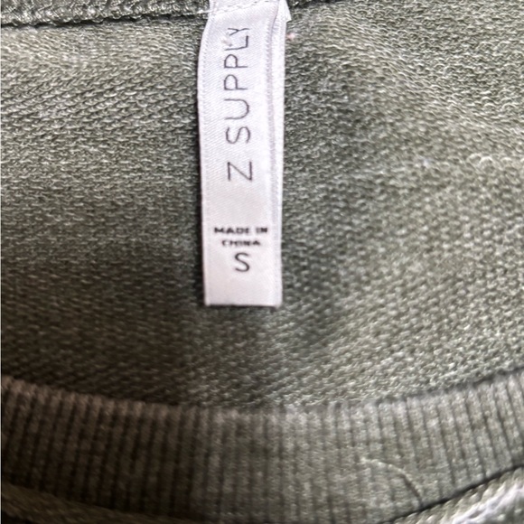 Z Supply Sage Green Relaxed Sweatshirt oversized best fit M to L - Picture 3 of 12